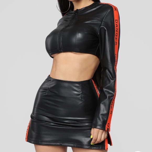 Black matching skirt set - Picture 2 of 3